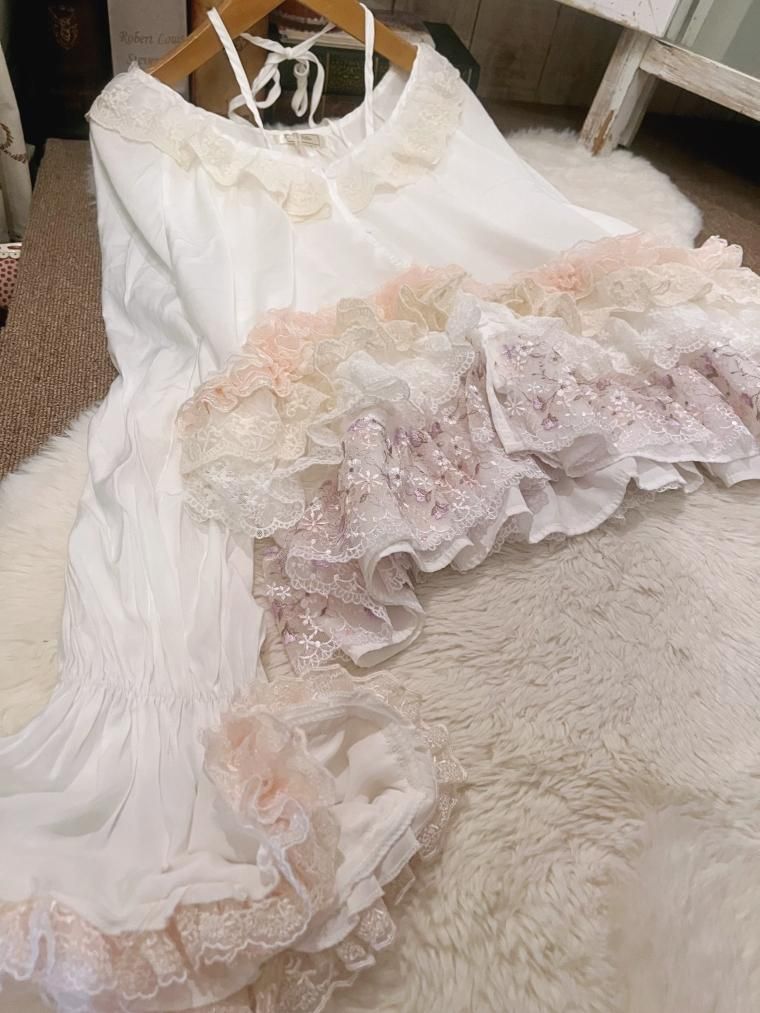 dentelle remake ƥɥե졼ۥ磻ȥ֥饦