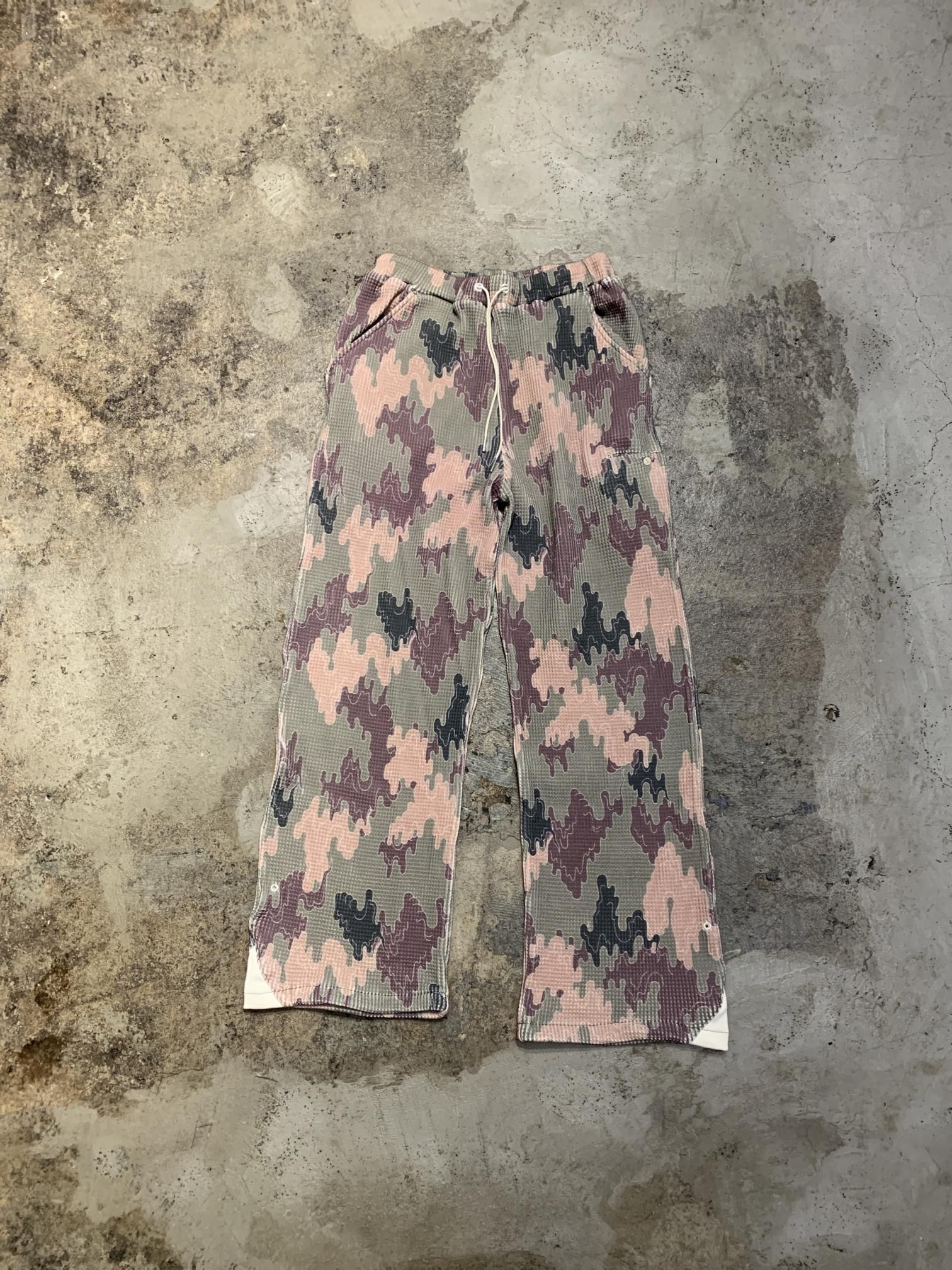 FAF / FAKE AS FLOWERS<p></p>