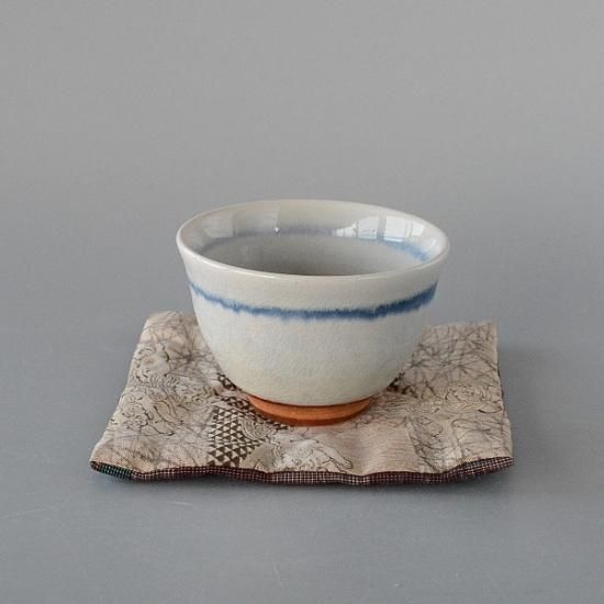 湯飲み 青刷毛目 貫入 - touki-studio