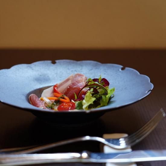 DESIGN/SERIES - 伊万里鍋島焼窯元「青山窯」Online store