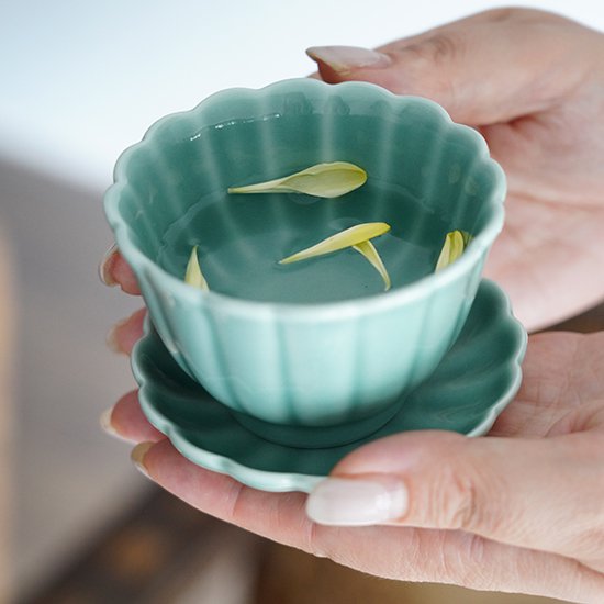 菊割 皿付煎茶碗 青磁