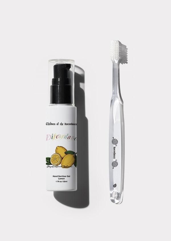 ダーマテリアル＋　50ml 新品未開封✧*。 トリニティ iPhone 17 / 16 Pro対応 画面保護強化ガラス｜TR-IP25M2