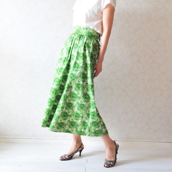 Rosefield Emeraldの生地で作ったスカート