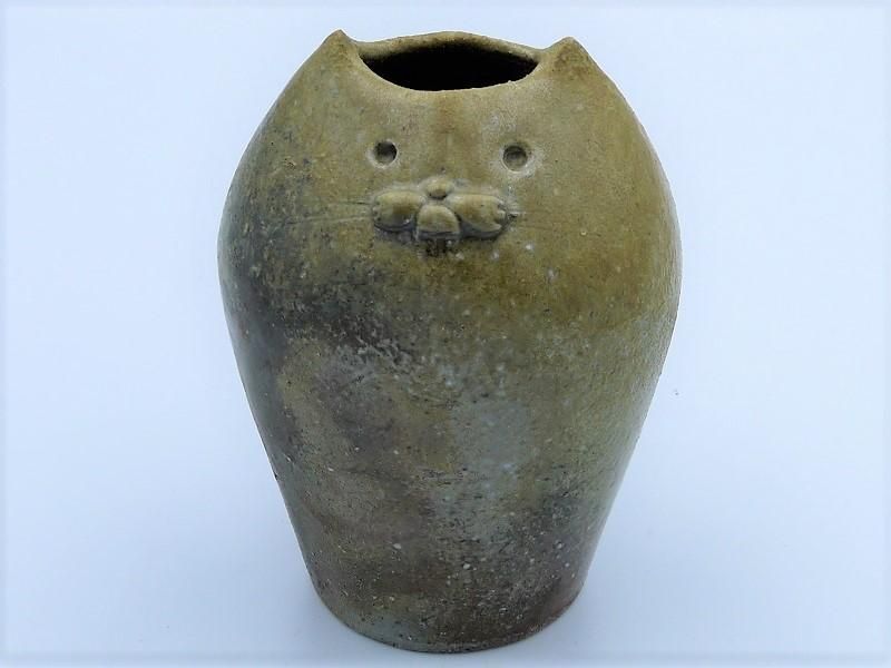 備前焼 落雁窯 古備前 白備前 猫 置物 M R7152 （猫花入