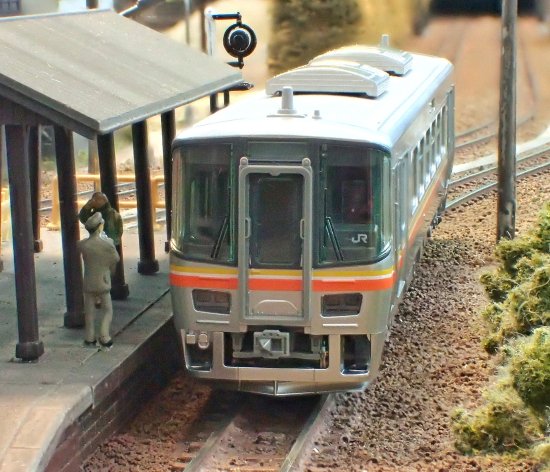 キハ122-2(M)[KATO長軸改軌] - ビバン模型製作所オンラインショップ [Nj-Gauge Model Railroad Online  Shop]