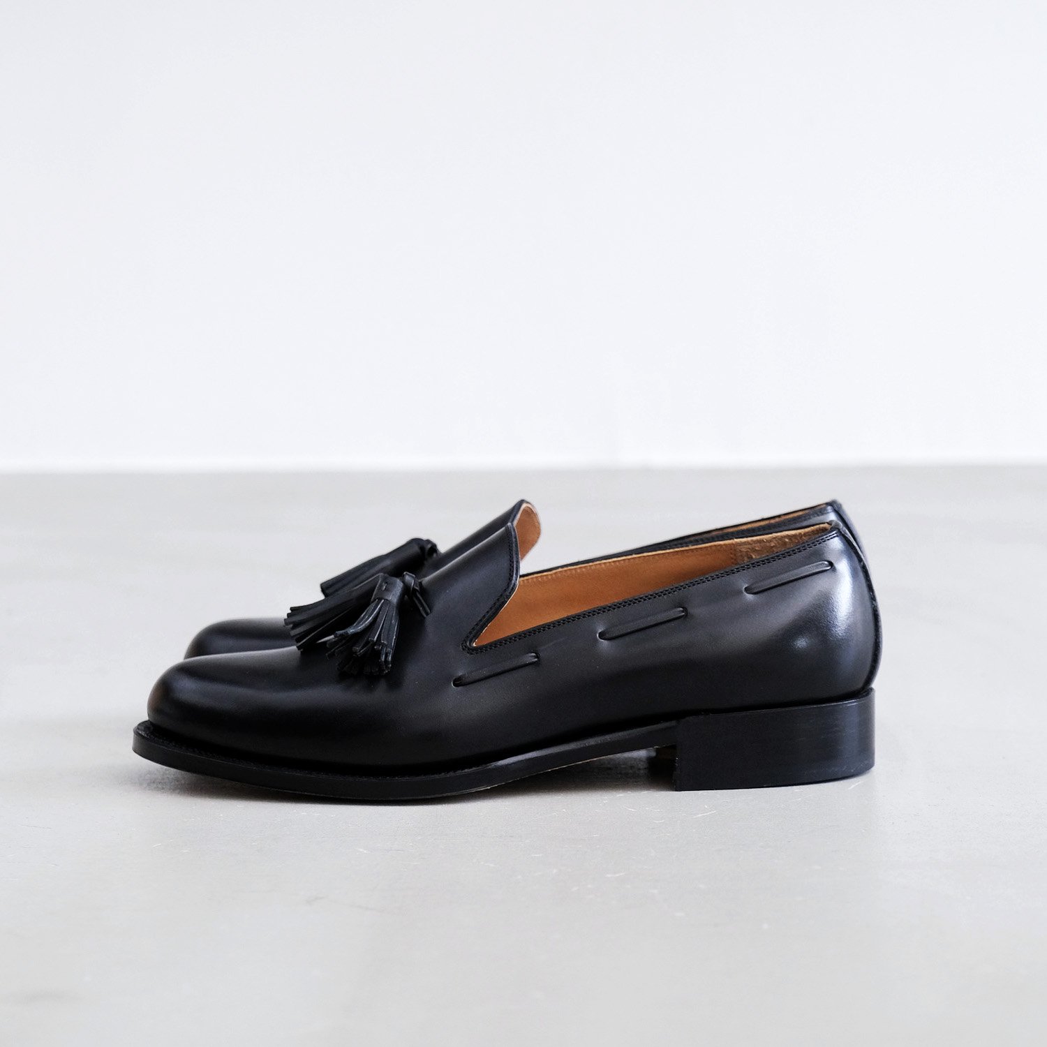 fm-118 / Tassel Loafer Plain toe [BLACK/Calf] - WUNDER 大阪