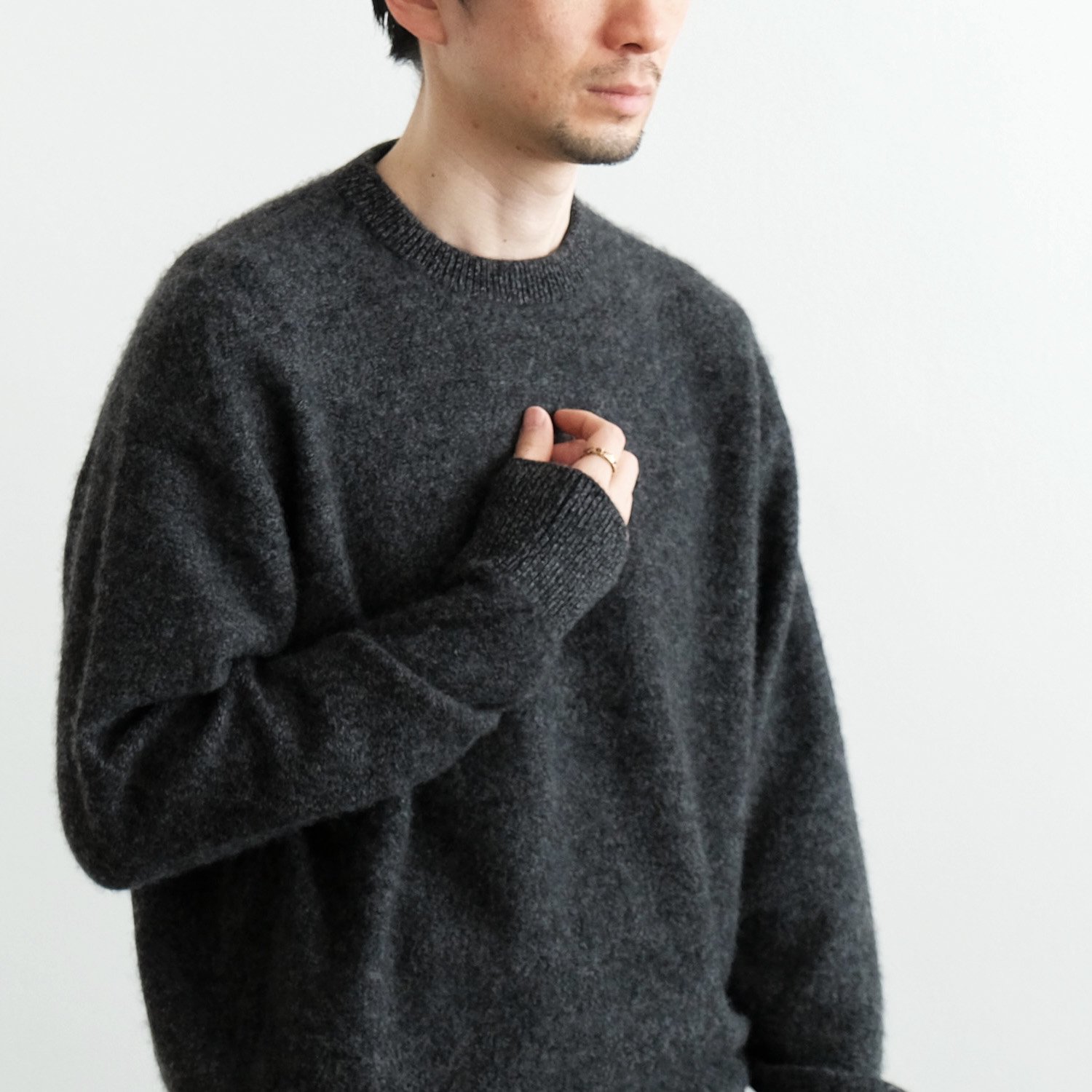 CASHMERE SHAGGY 2 P/O SWEATER [CHARCOAL] - WUNDER 大阪 セレクトショップ 大阪梅田中崎町  オンラインストア 正規取扱い 通販可能