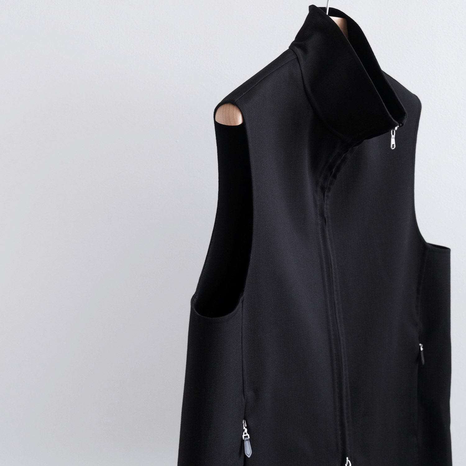 Maatee&sons REVER ZIP UP VEST 23SS eva.gov.co