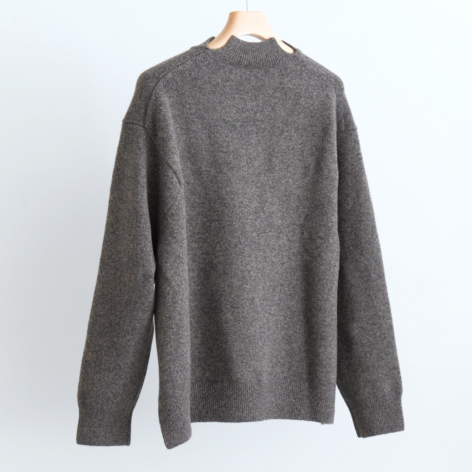 HEAVY OZ YAK KNIT SLIT CREW NECK PULLOVER [GRAY TOP×YAK NATURAL