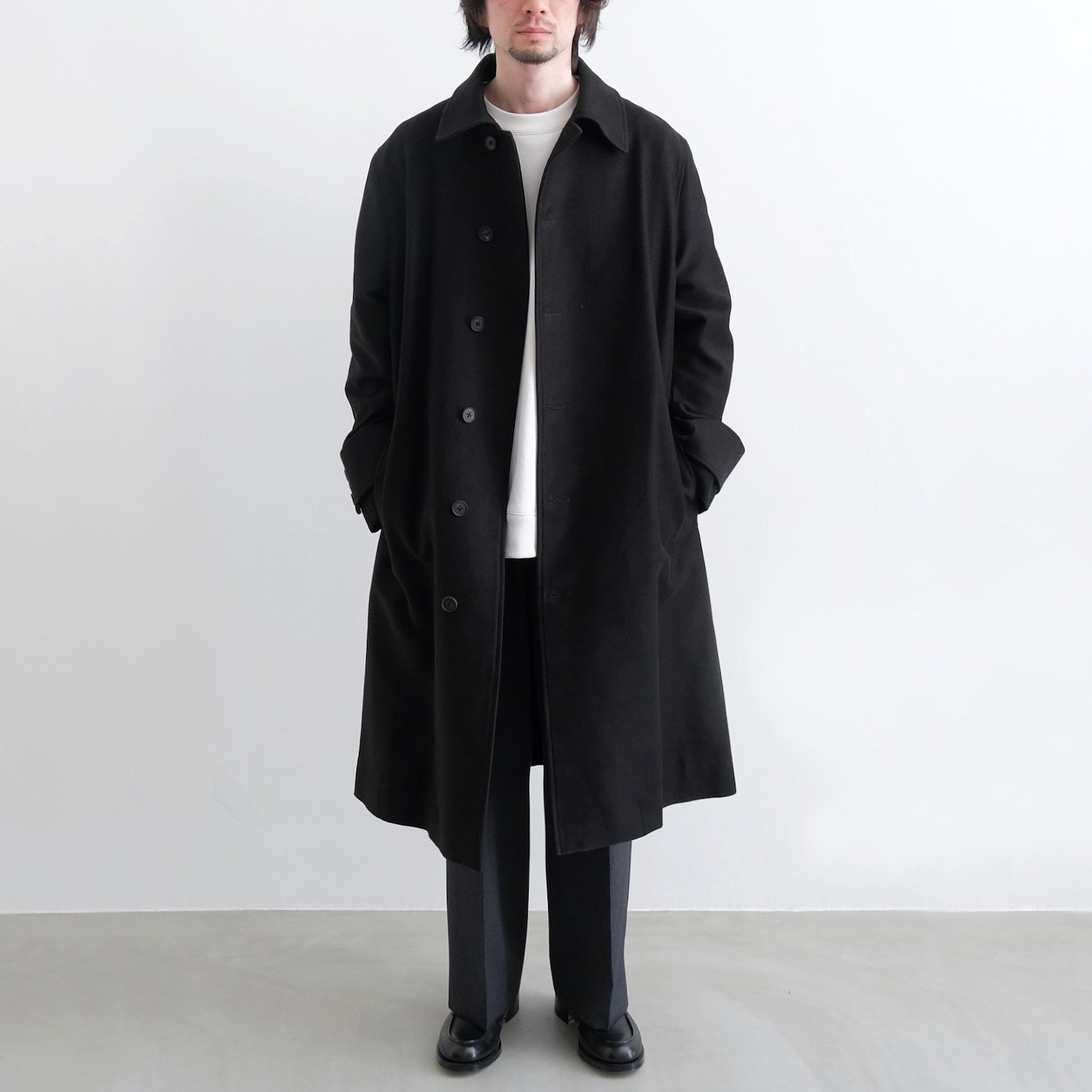 HIGH COUNT MOLESKIN SPLIT RAGLAN OVER COAT [DEEP BLACK] - WUNDER 大阪  セレクトショップ 大阪梅田中崎町 オンラインストア 正規取扱い 通販可能