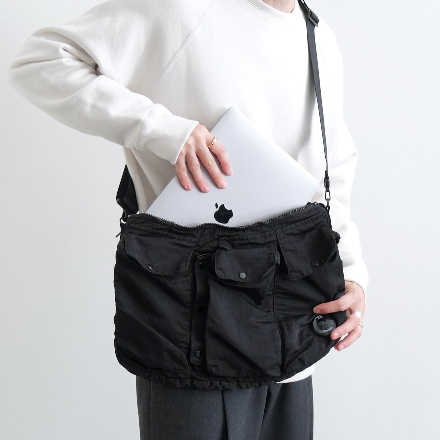 NYLON B UTILITY PACK [BLACK] - WUNDER 大阪 セレクトショップ 大阪