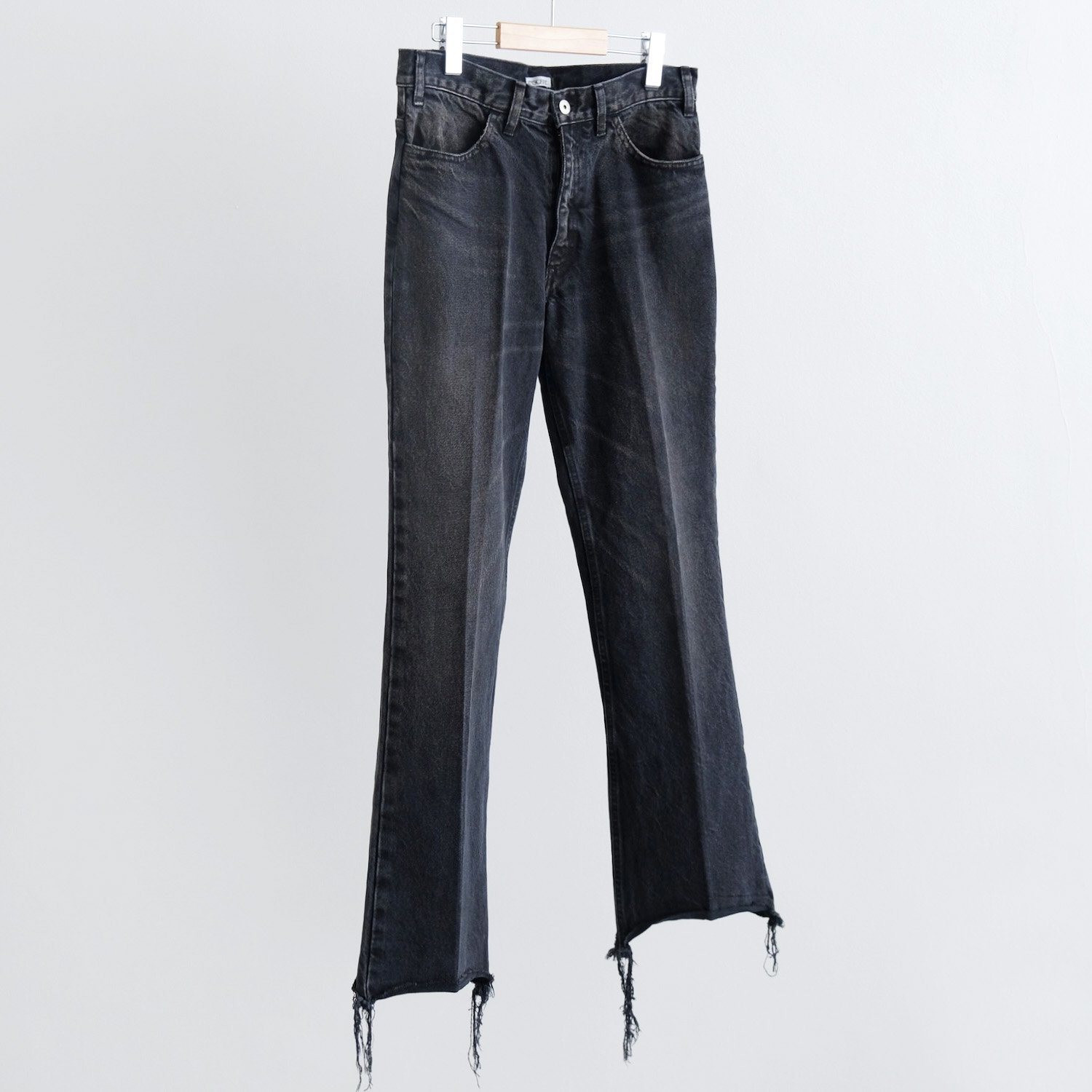 002 FLARE DENIM [BLACK USED]