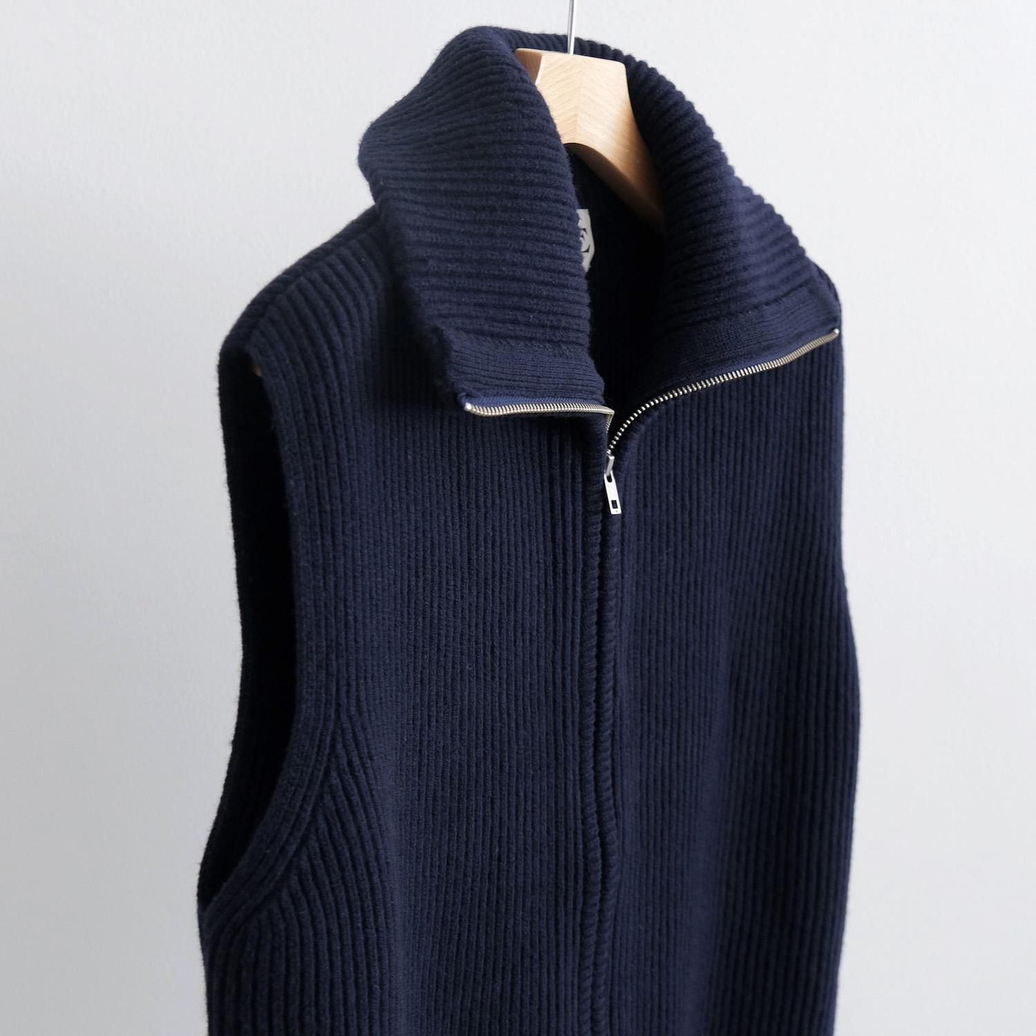 INSCRIRE ベスト DRIVERS NO SLEEVE [NAVY] - WUNDER 大阪 セレクトショップ 大阪梅田