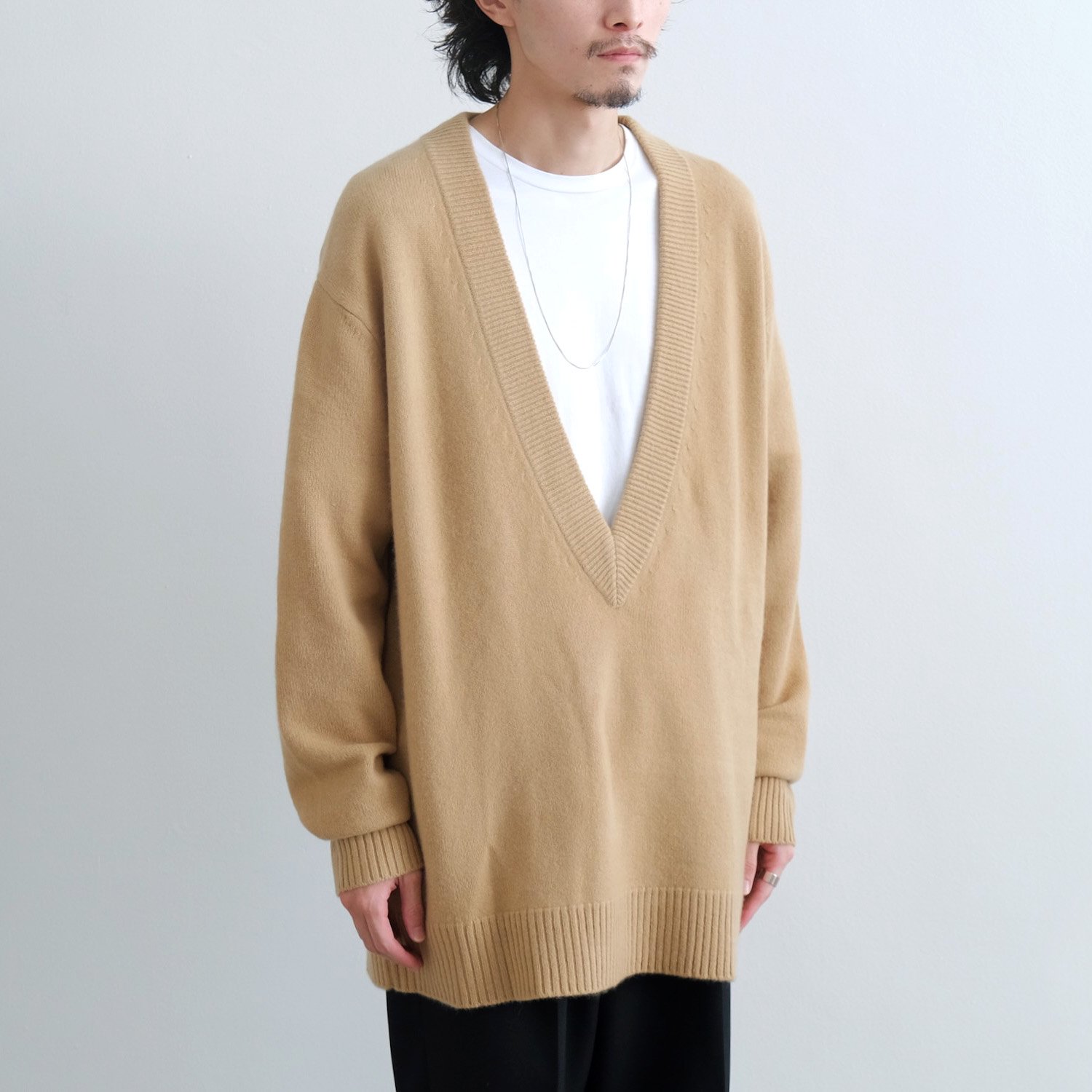 CASHMERE DEEP V-NECK [BEIGE] - WUNDER 大阪 セレクトショップ 大阪