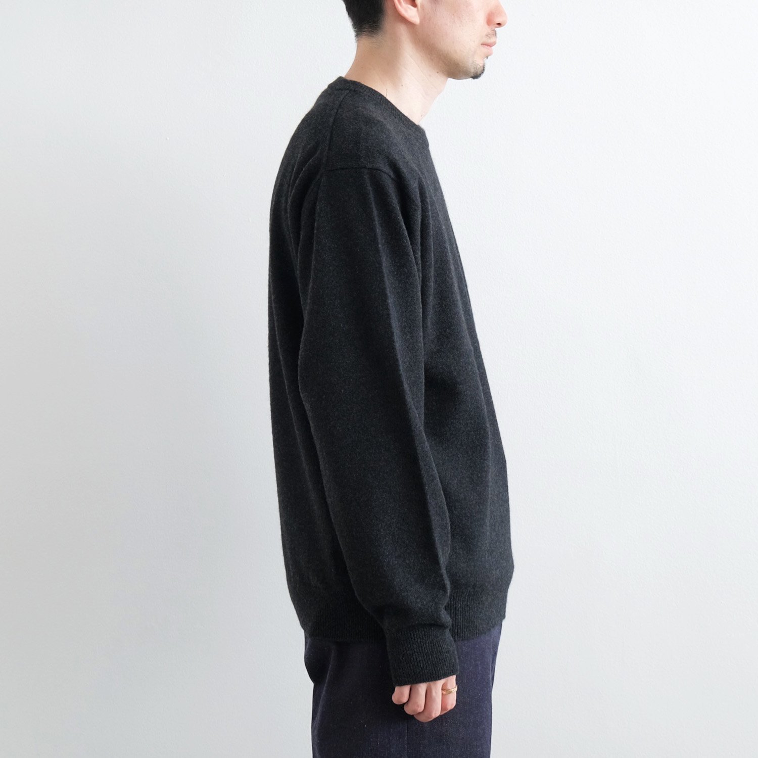 INNOCENT CASHMERE CREW NECK [BLACK] - WUNDER 大阪 セレクトショップ 大阪梅田中崎町 オンラインストア  正規取扱い 通販可能