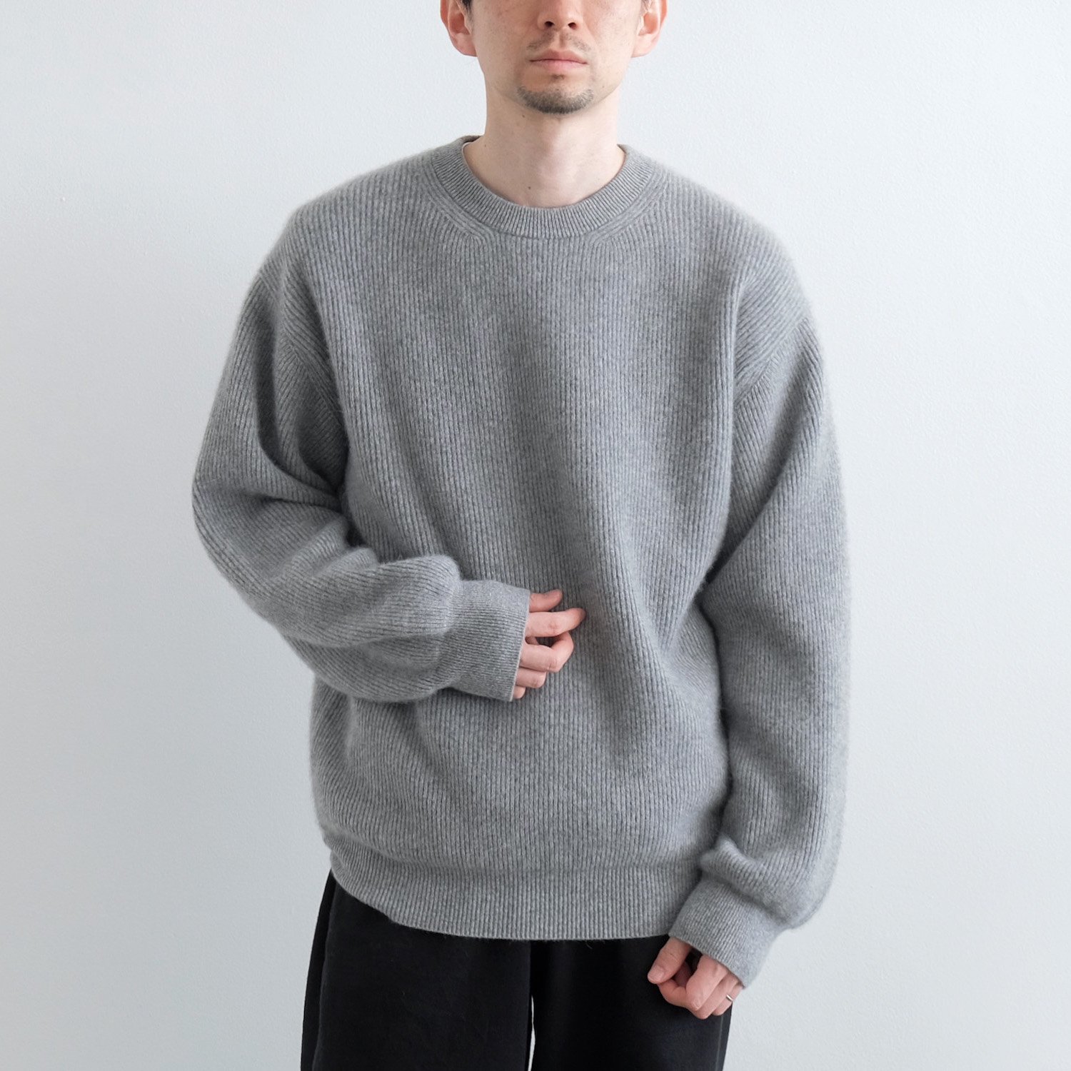 新品】BATONER INNOCENT CASHMERE CREW NECK-