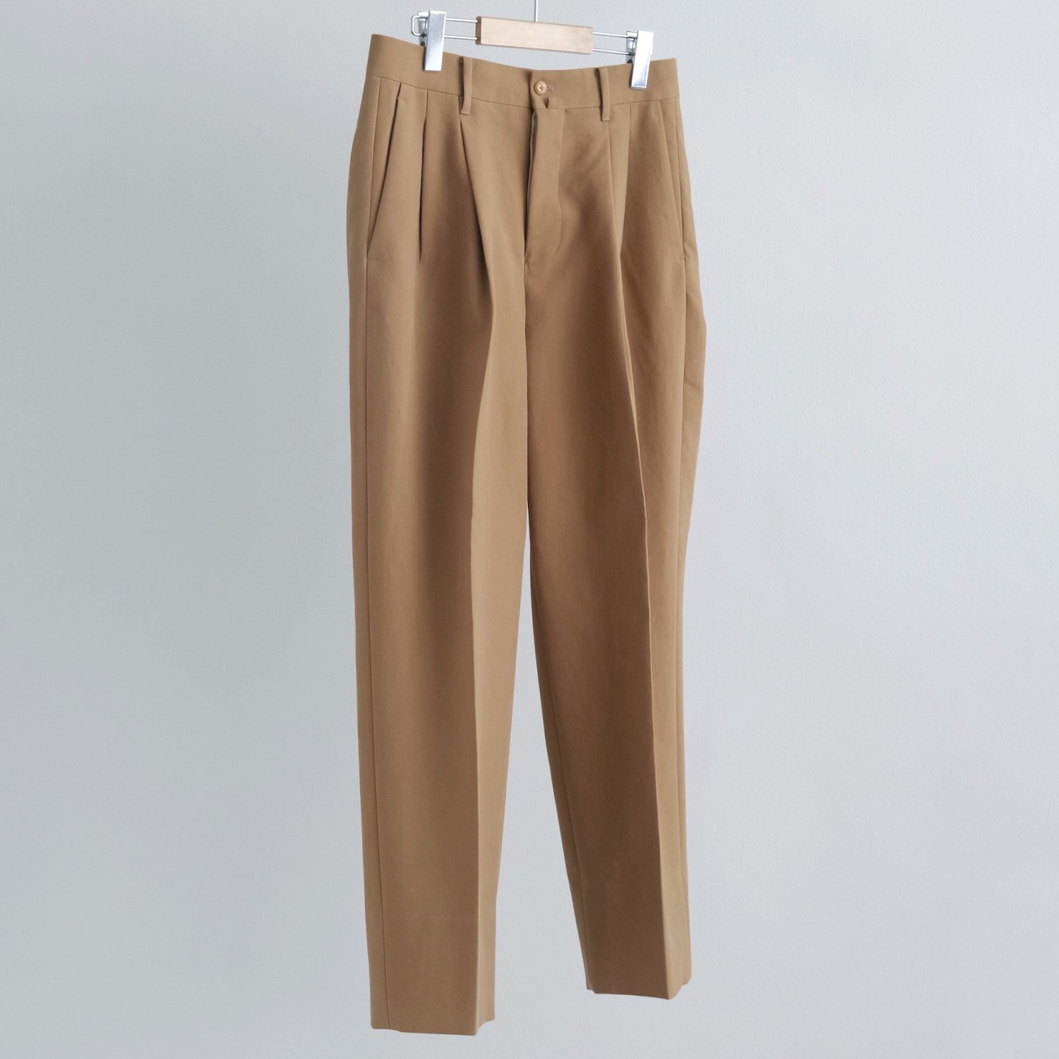 MAATEE&SONS 2 INTUCK TAPERED TROUSER - スラックス
