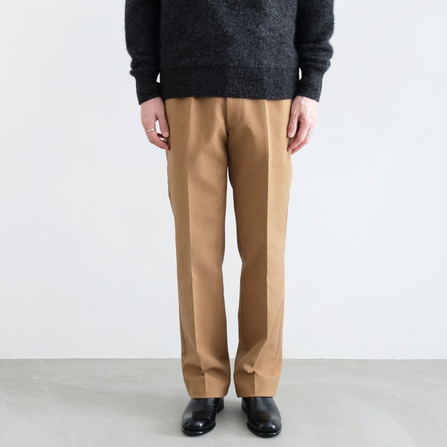 MAATEE&SONS 2 INTUCK TAPERED TROUSER - パンツ