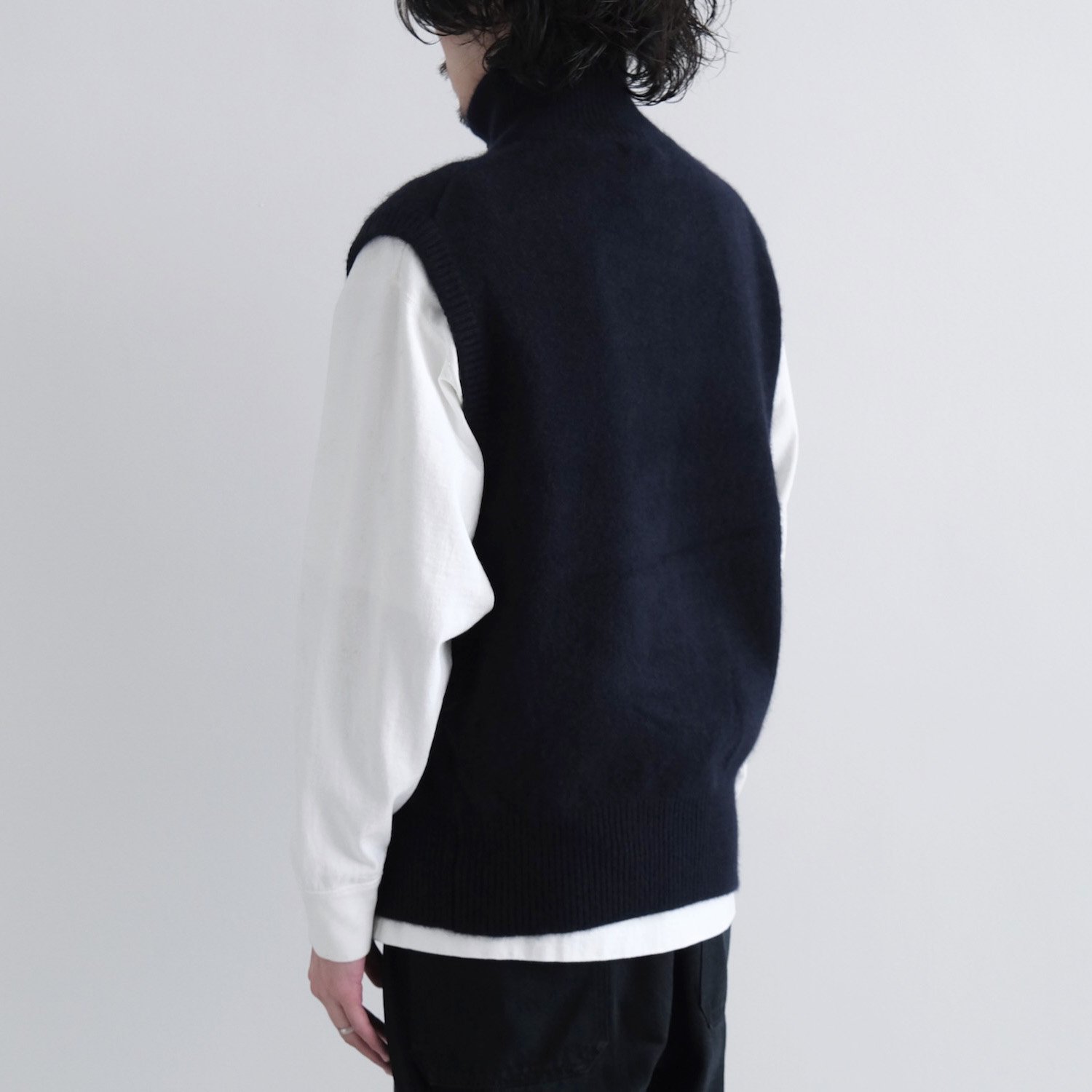 CASHMERE 強縮絨 JIP VEST [NAVY] - WUNDER 大阪 セレクトショップ