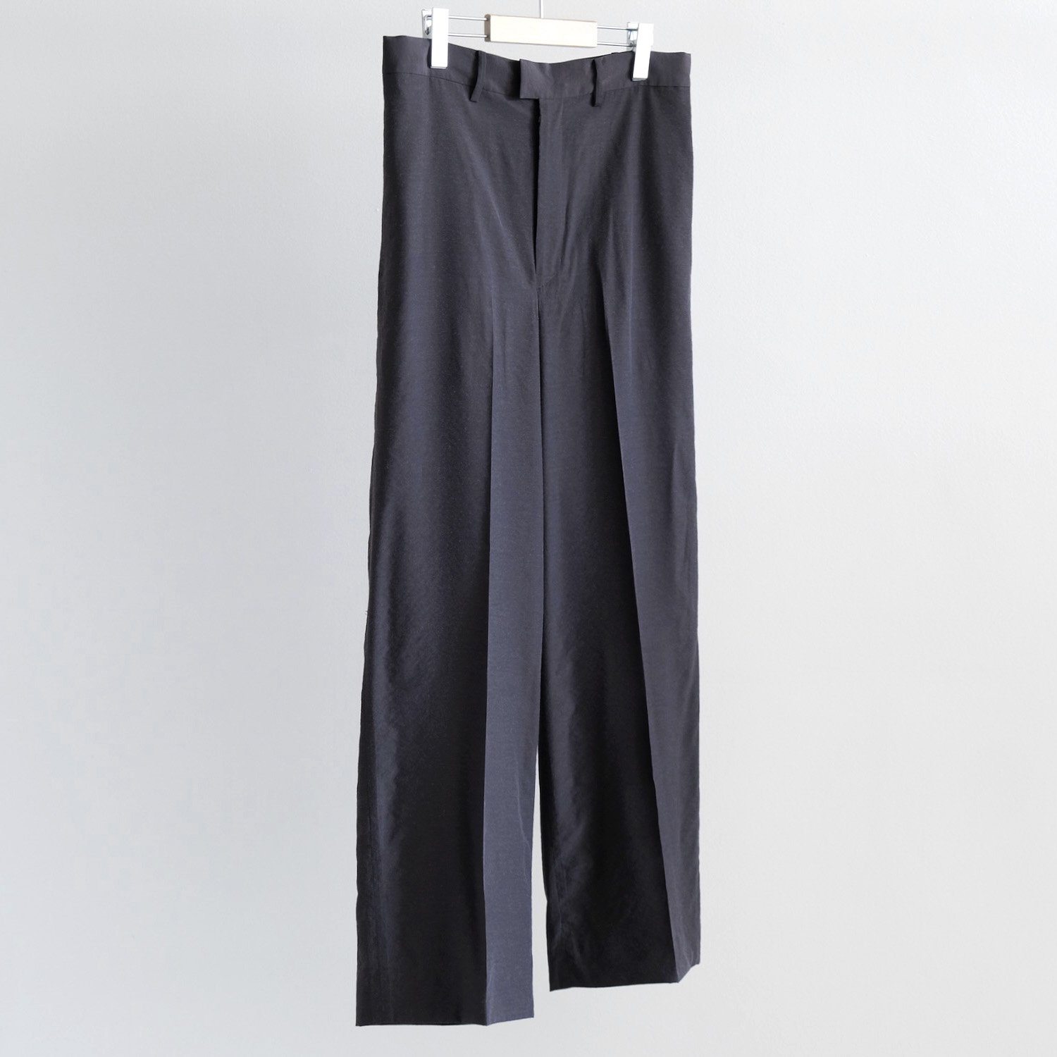 HIGH COUNT NYLON×VISCOSE×SILK WIDE TROUSERS [BLACK SAND]