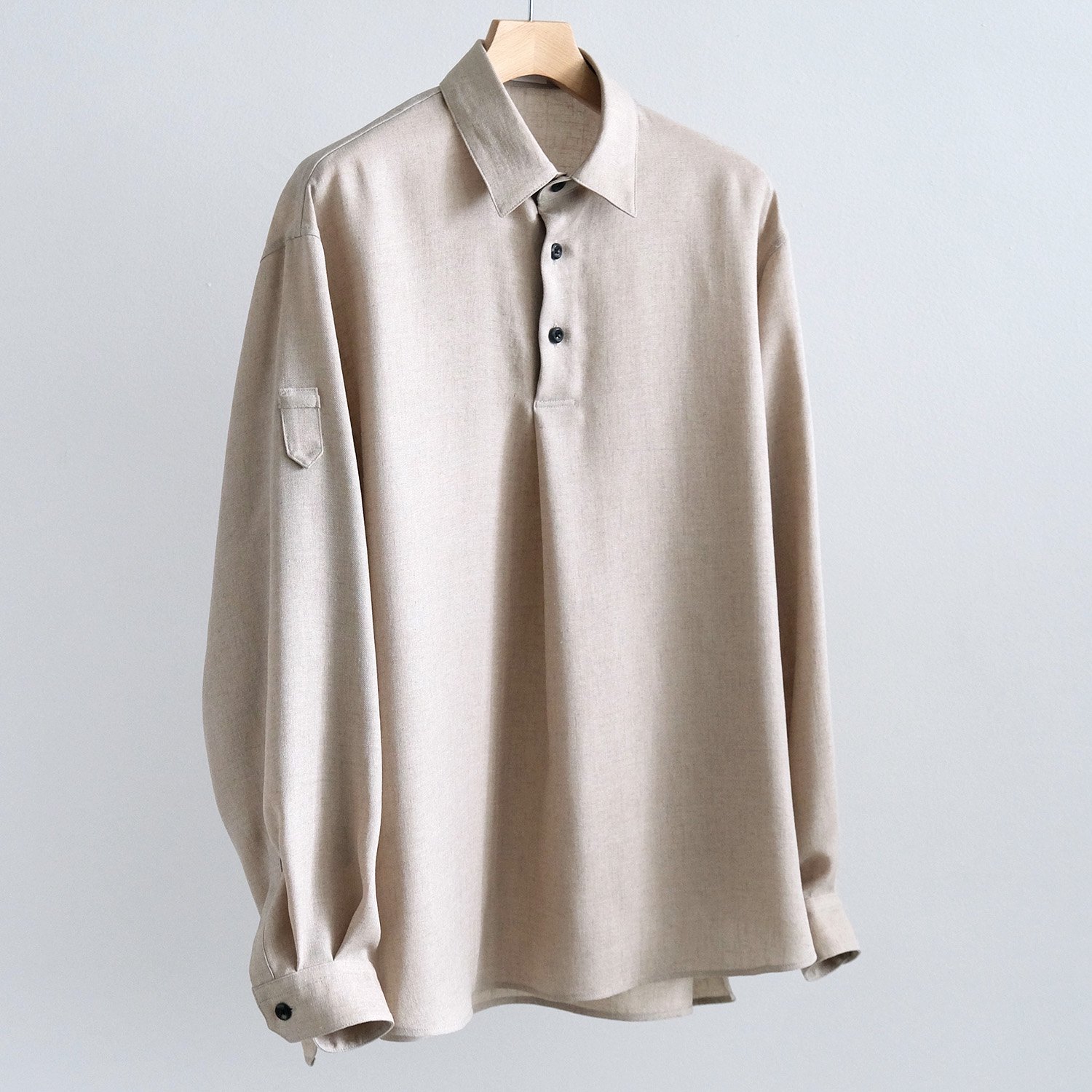 FRONT TUCK ROLL-UP SLEEVE PULLOVER [BEIGE]