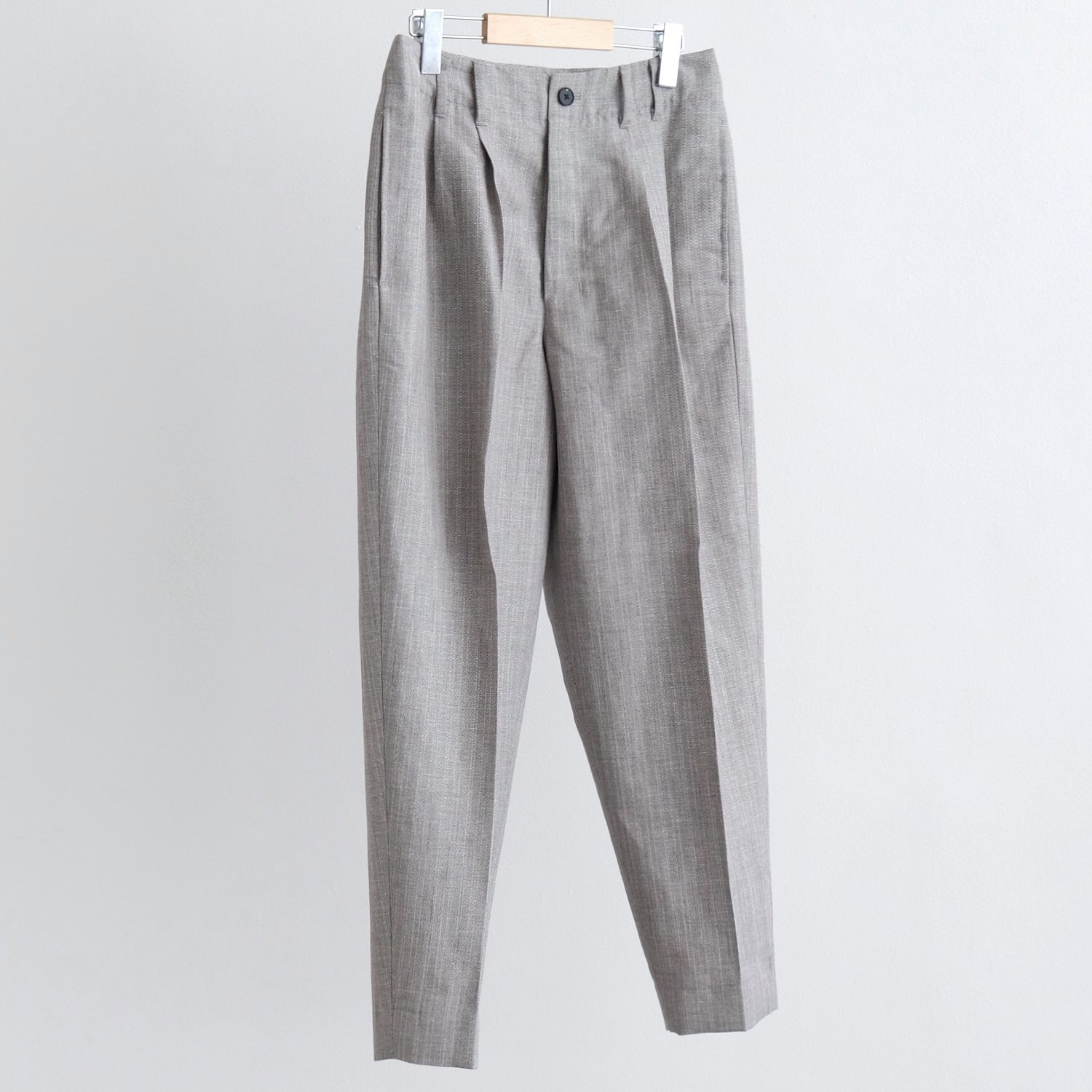 GEOMETRIC KASURI WOOL LINEN 2-TUCK WIDE TAPERED TROUSERS [ORIGINAL GEOMETRIC GRAY TOP]