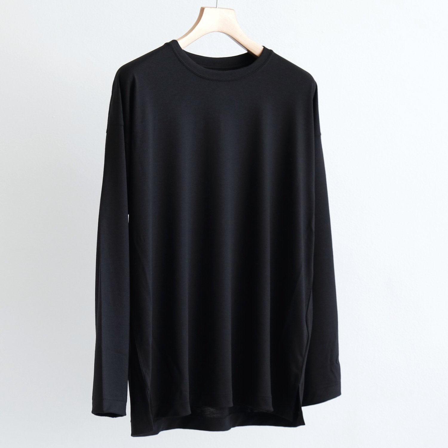 DRY WOOL LONG T-SHIRT [BLACK]