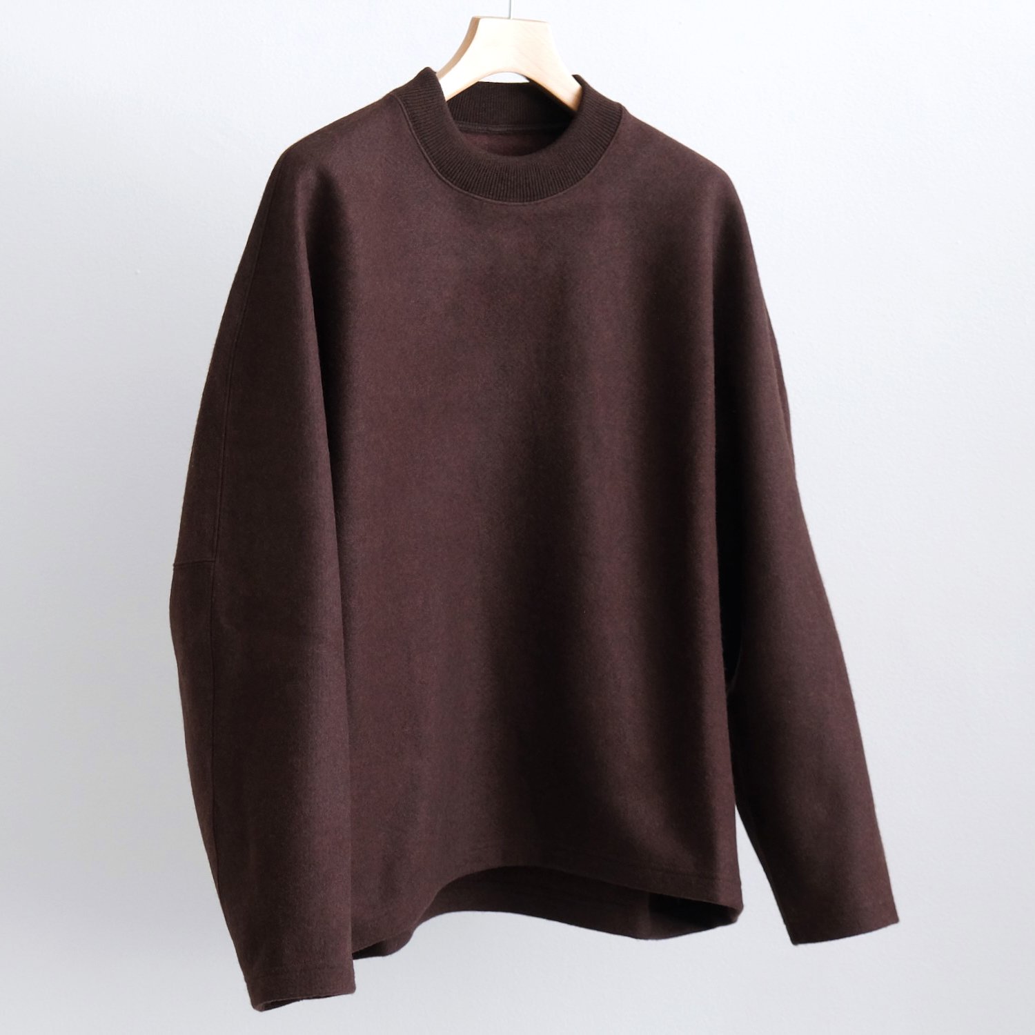 SUPER120 HEAVY INLAY MELTON DRAPING C/N PULLOVER [ORIGINAL GEOMETRIC BROWN TOP]