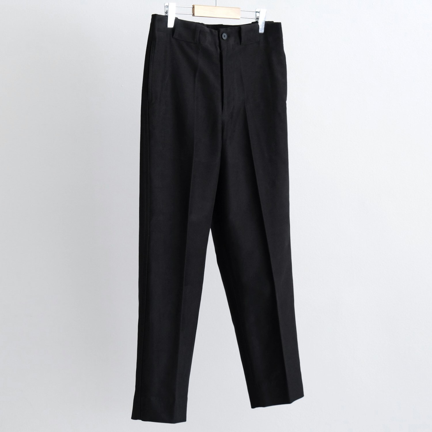 HIGH COUNT MOLESKIN SIGNATURE BAGGY TROUSERS [DEEP BLACK]