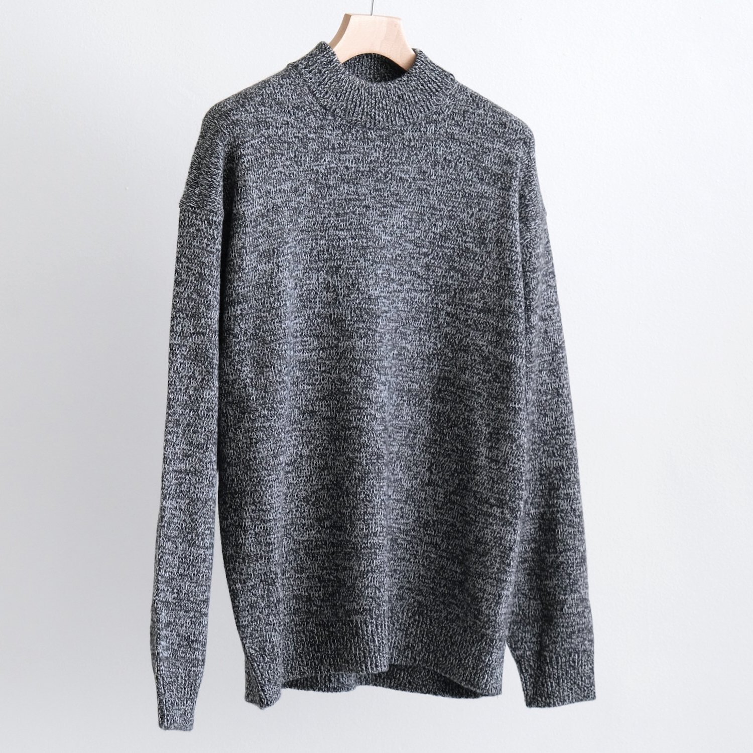 BABY WOOL MOULINE MOCKNECK SWEATER [BLACK]