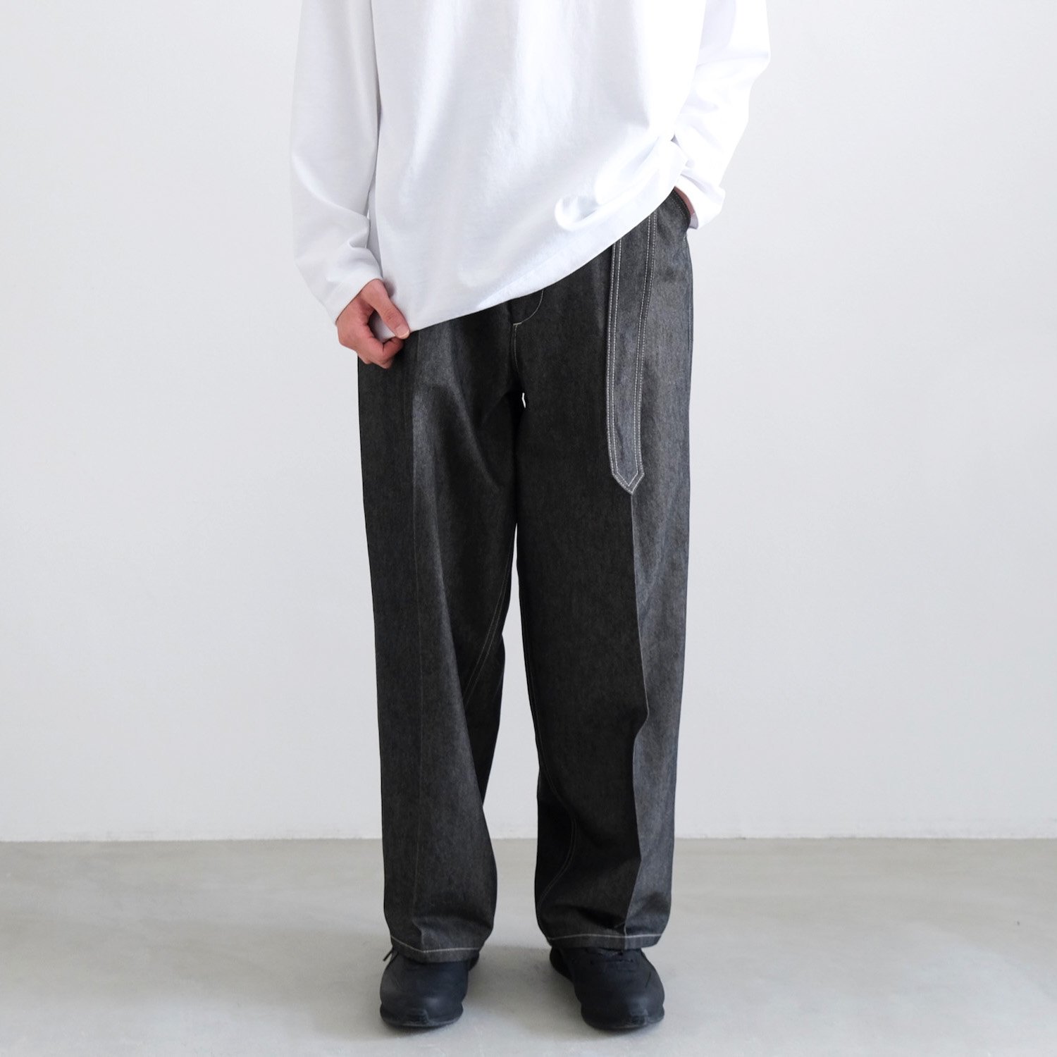 KUURA DENIM THE BELTED WIDE DENIM [GRAY] - WUNDER 大阪 セレクトショップ 大阪梅田中崎町  オンラインストア 正規取扱い 通販可能