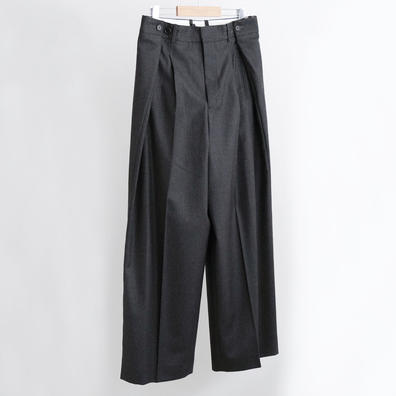 WOOL GABERDINE TRANSFORM PANTS [GRAY STRIPE]