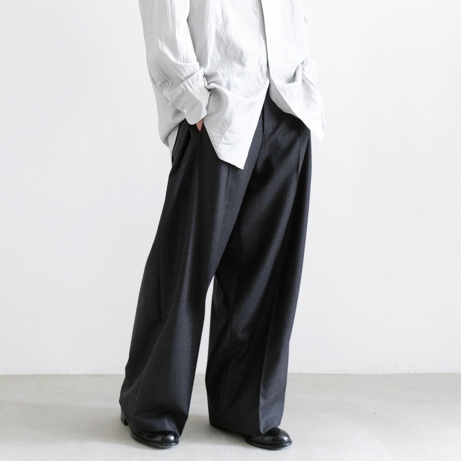 WOOL GABERDINE TRANSFORM PANTS [GRAY STRIPE]