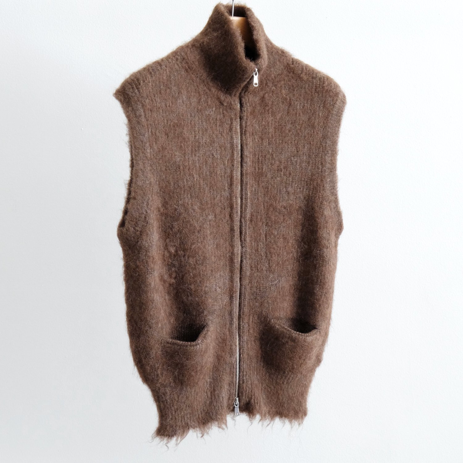 ʤҤäȤ JIP VEST [BROWN]