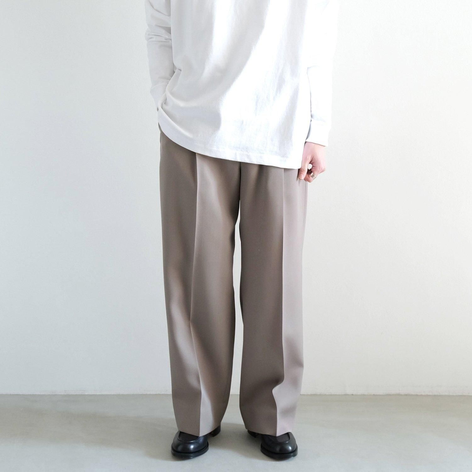 パンツ THE EASY SLACKS WIDE (ECRUGE) 46 パンツ THE EASY SLACKS WIDE (ECRUGE) 46 THE EASY SLACKS WIDE