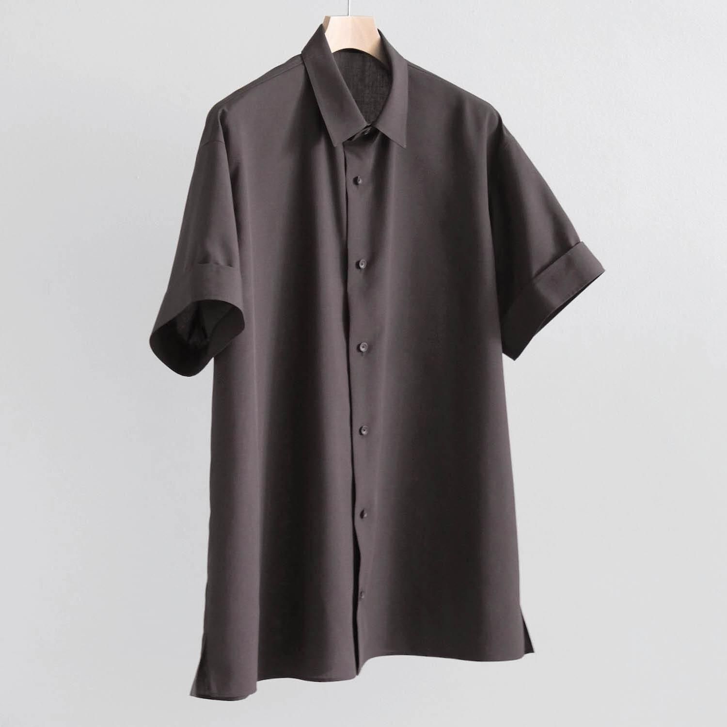 THE PERFECT SHIRT SHORT SLEEVE [BROWN]