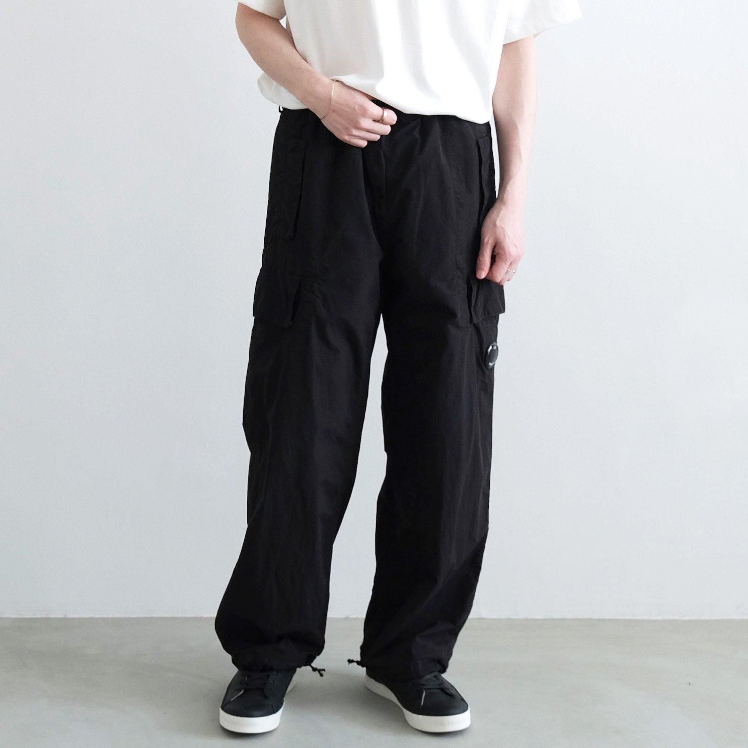 FLATT NYLON OVERSIZE PANTS [BLACK]