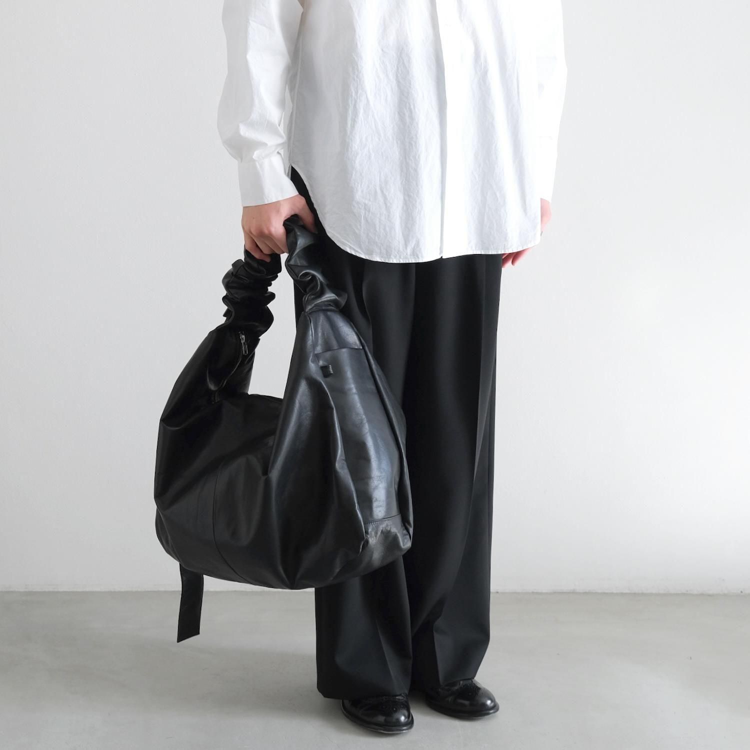 SHIRRING HANDLE LEATHER SHOULDER BAG [BLACK] - WUNDER 大阪