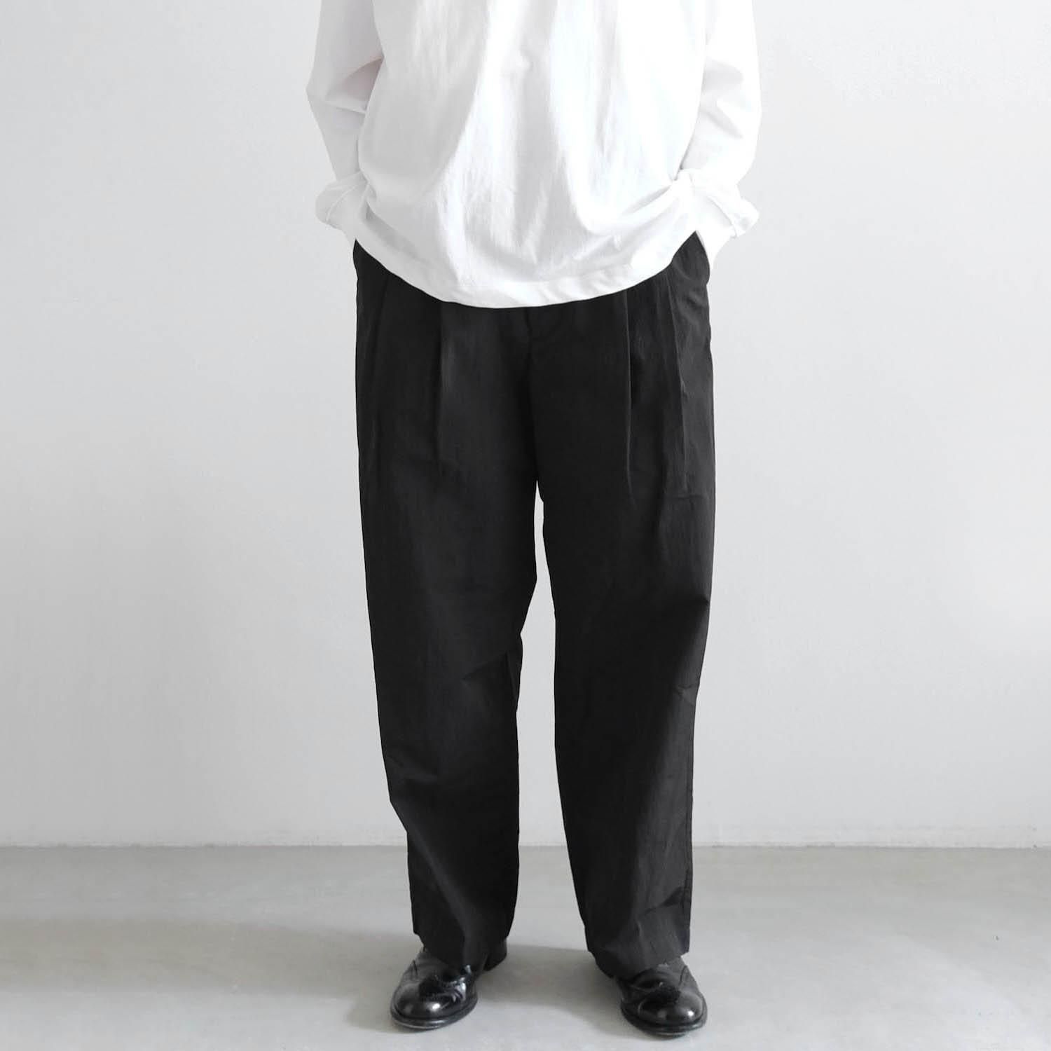 WINDPROOF NYLON WIDE EASY TROUSERS [BLACK]
