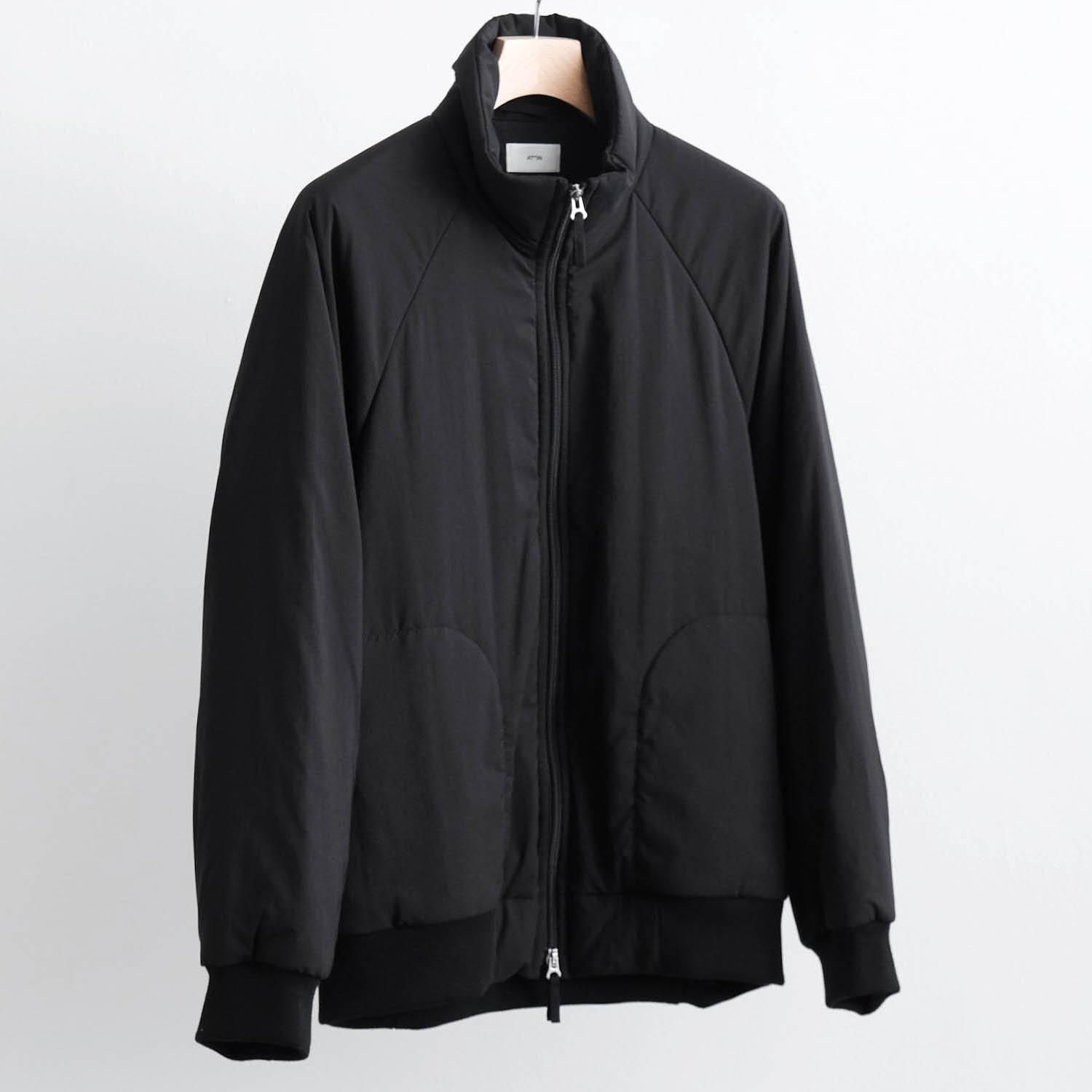 MAT AIRLY NYLON WOOL PADDED STAND JACKET [BLACK]