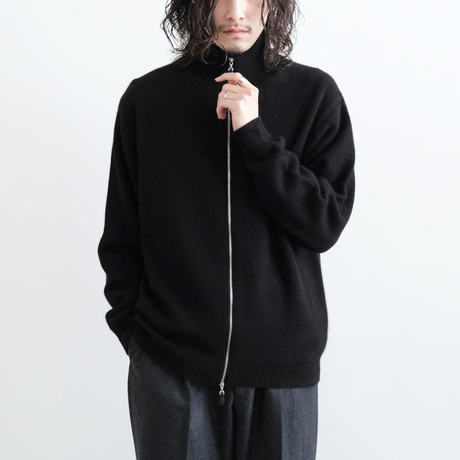 INNOCENT CASHMERE MIDDLE WEIGHT DRIVERS KNIT [SOLID BLACK]