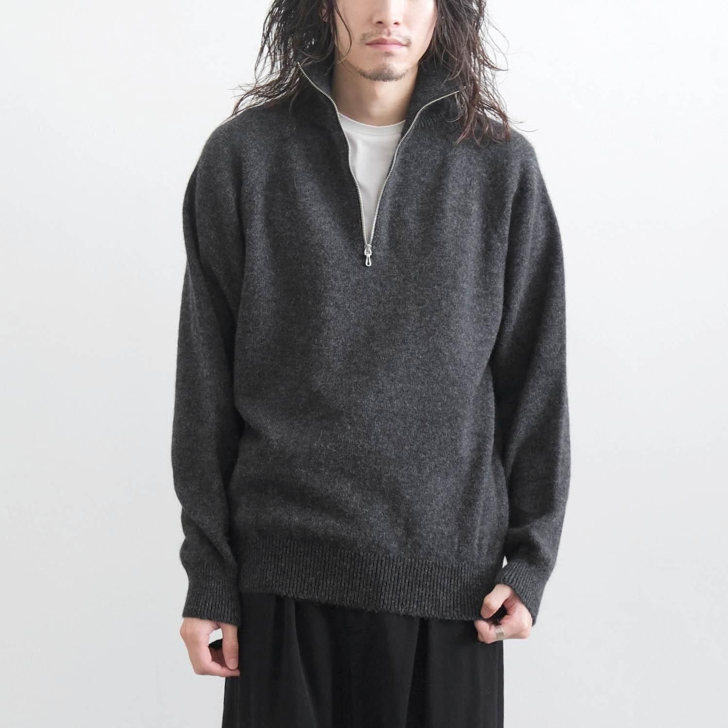 BABY ALPACA KURUMI TENJIKU HALF ZIP [CHARCOAL]