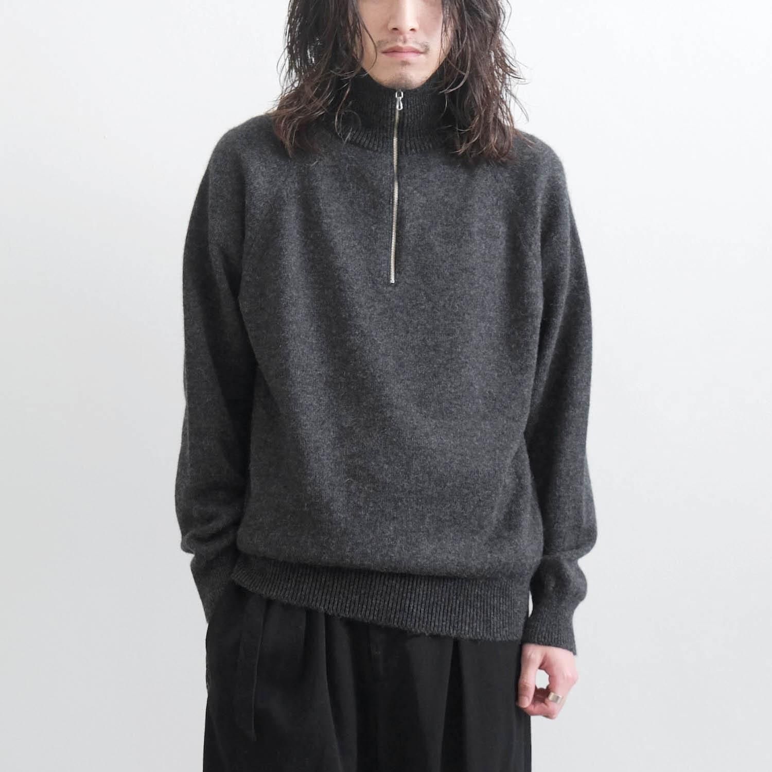 BABY ALPACA KURUMI TENJIKU HALF ZIP [CHARCOAL]