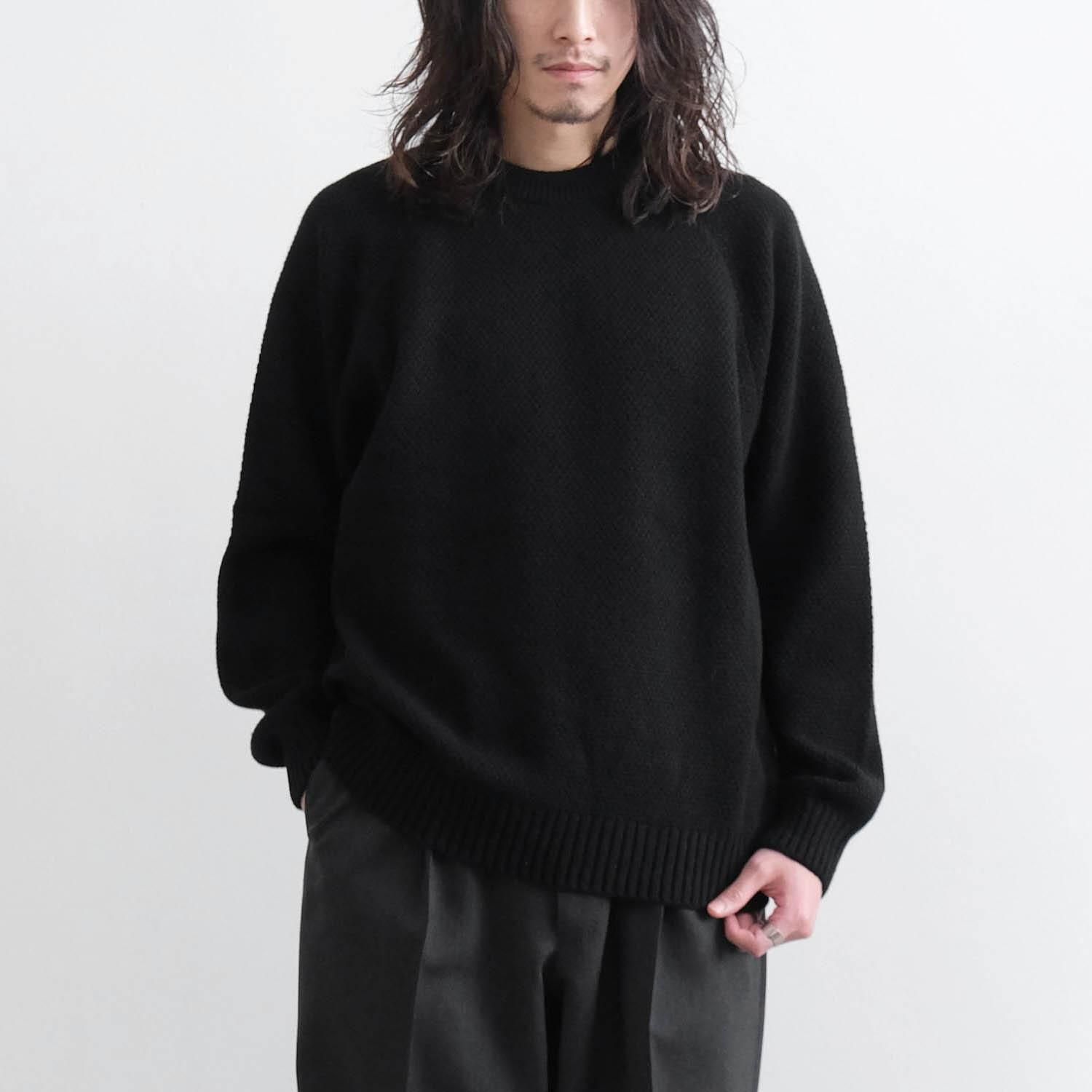 V12 LION CREW 柔らかなウール生地 メンズXL 黒 LAMBS WOOL CREWNECK SWEATER [BLACK] - WUNDER 大阪 セレクトショップ