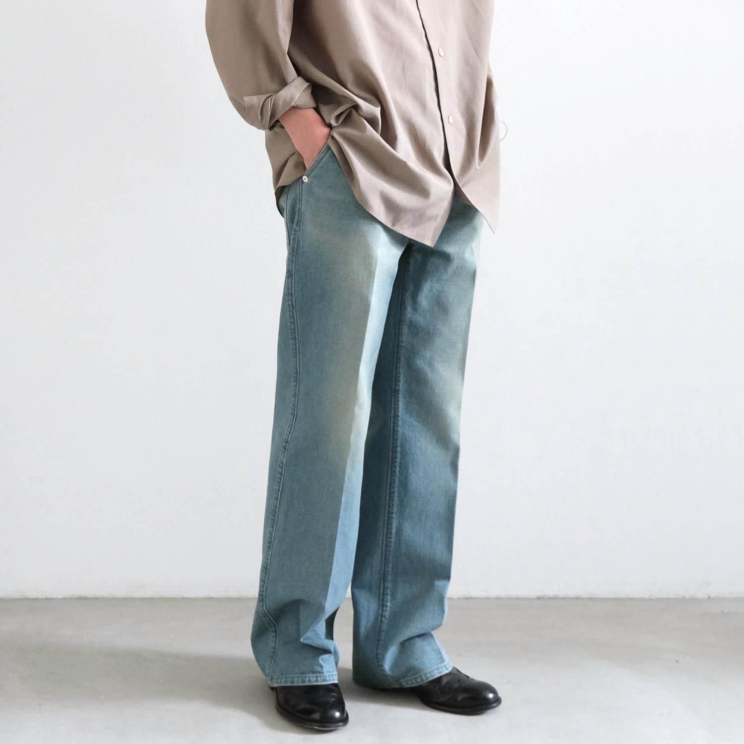 STRAIGHT DENIM PANTS [BLEACH LIGHT BLUE]