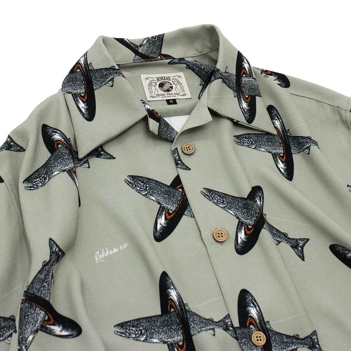 ROKKAN O.C.EXTRA_OPEN COLLAR SHIRT.(FishRecord)