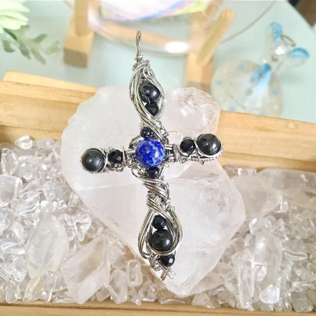 black cross -黒の十字架- 】大サイズ Pendant Top - 虹色の花
