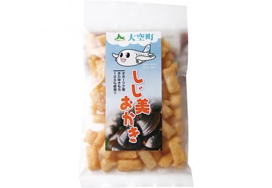 おかもんページ カマンベールチーズおかき: お菓子｜AKOMEYA TOKYO