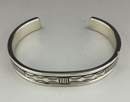 Navajo Bruce Morgan Silver Hand Stamped Cuff Bracelet - 練馬の