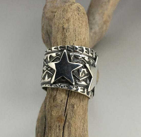 Navajo Sunshine Reeves Hand Stamped 3 Stars Ring - 練馬の